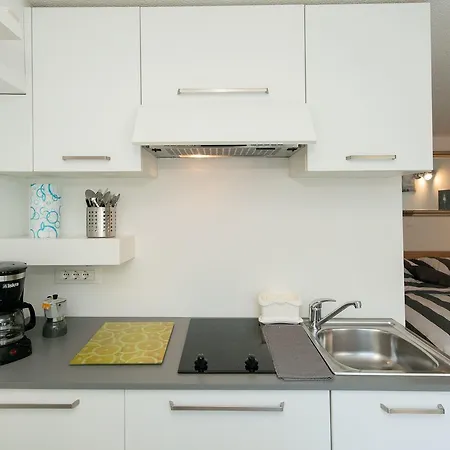 Studio City Garden Apartment Rovinj Exterior photo