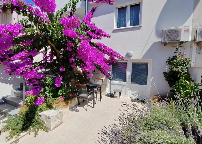 Studio City Garden