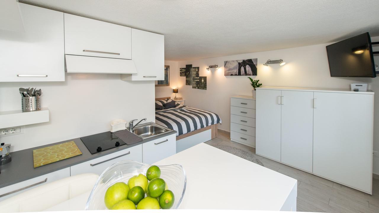Studio City Garden Apartment